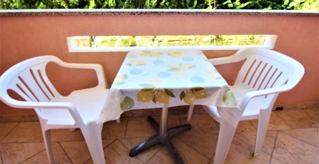 Apartment Lucijana Nr. 3 – mit Balkon, 150 m vom Strand entfernt