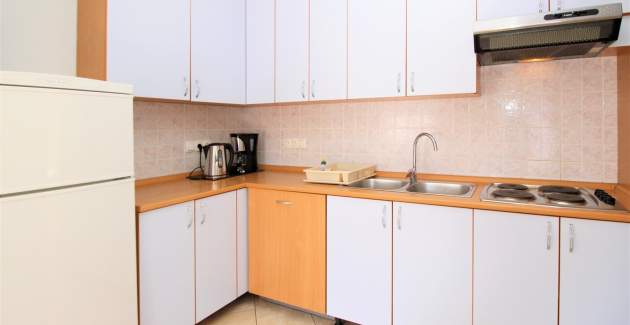 Apartment Lucijana Nr. 4 – mit Balkon, 150 m vom Strand entfernt