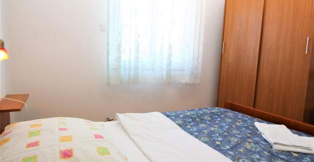 Apartment Lucijana Nr. 5 – mit Balkon, 150 m vom Strand entfernt