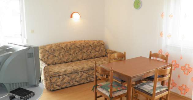 Classic Apartment Miljenka No.5 - with Balcony and Parking