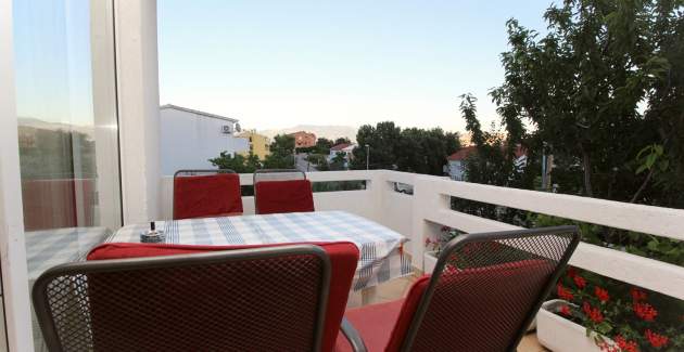 Apartment Mul No.7 Bs - with Balcony and Parking