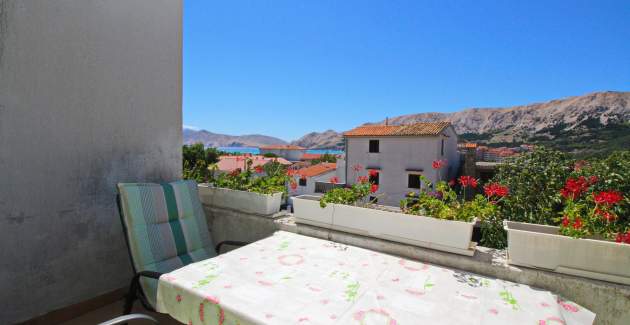 Apartment Mul No.8 Dr - with Balcony and Parking