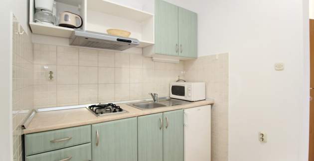 Apartment Petrica No.2 - with Balcony, located in the peaceful village of Jurandvor near Baska