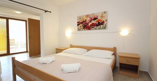 Apartment Petrica No.2 - with Balcony, located in the peaceful village of Jurandvor near Baska