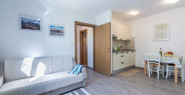 Apartment Garden No.1 - with Pool