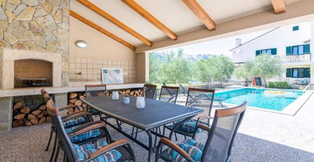 Apartment Garden No.1 - with Pool