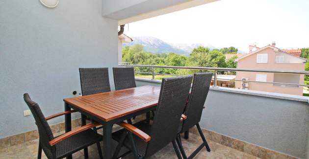 Apartment Osmanovic A4 – mit Balkon und Parkplatz