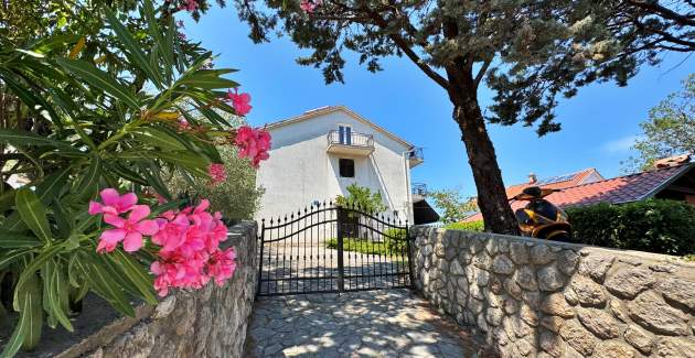 Apartment Lure – Sea View