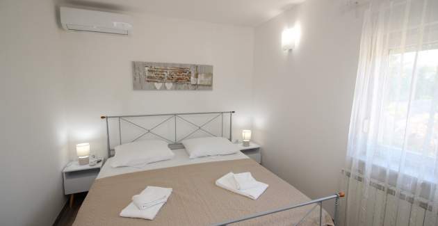 Apartment Sea Side Punat A4 - 300 m from the Sea