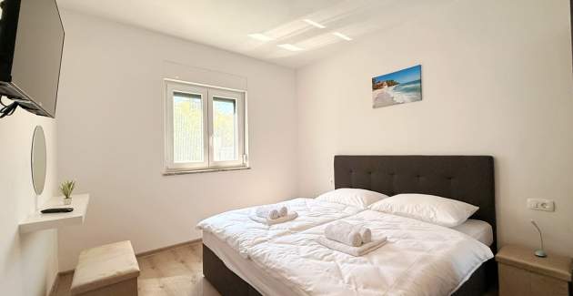Apartman Lavanda Verde 2 — s bazenom