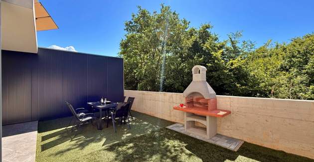 Apartman Lavanda Verde 2 — s bazenom