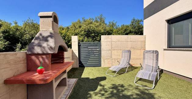 Apartman Lavanda Verde 2 — s bazenom