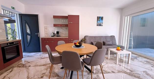 Apartman Lavanda Verde 2 — s bazenom