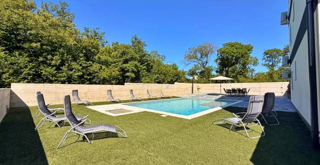 Apartman Lavanda Verde 2 — s bazenom