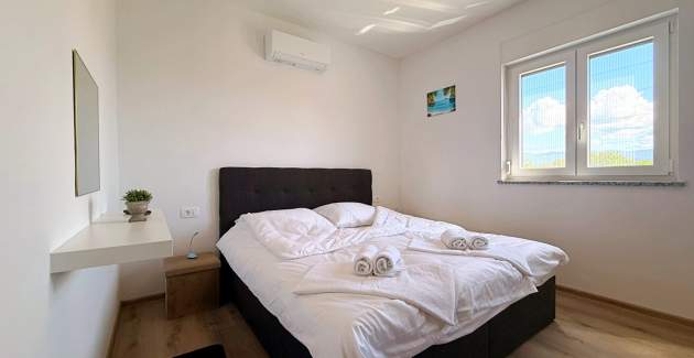 Apartman Lavanda Verde 3 — s bazenom