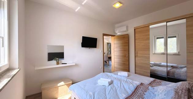Apartman Lavanda Verde 3 — s bazenom