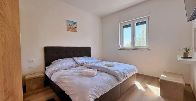 Apartman Lavanda Verde 3 — s bazenom