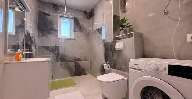 Apartman Lavanda Verde 3 — s bazenom
