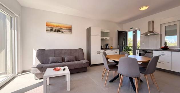 Apartman Lavanda Verde 5 — s bazenom