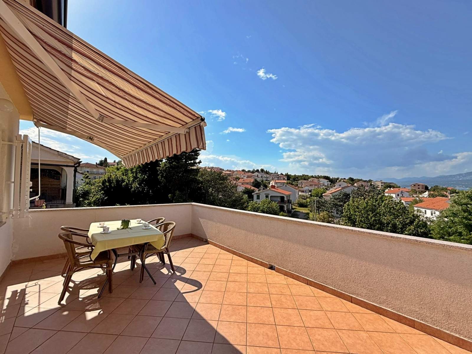 Apartman Dragica A4 – pogled more i balkon