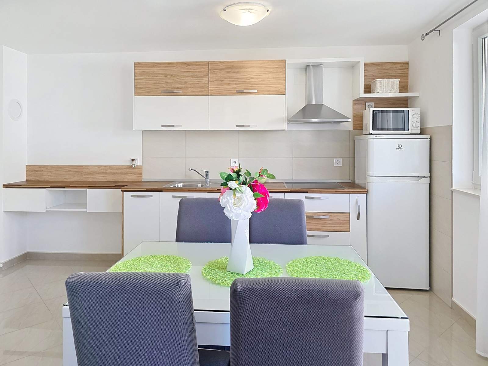 Appartamento Gorica 2 n.6 – con balcone e piscina