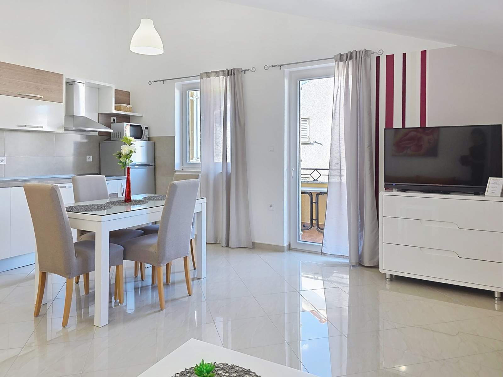 Appartamento Gorica 2 n.9 – con balcone e piscina