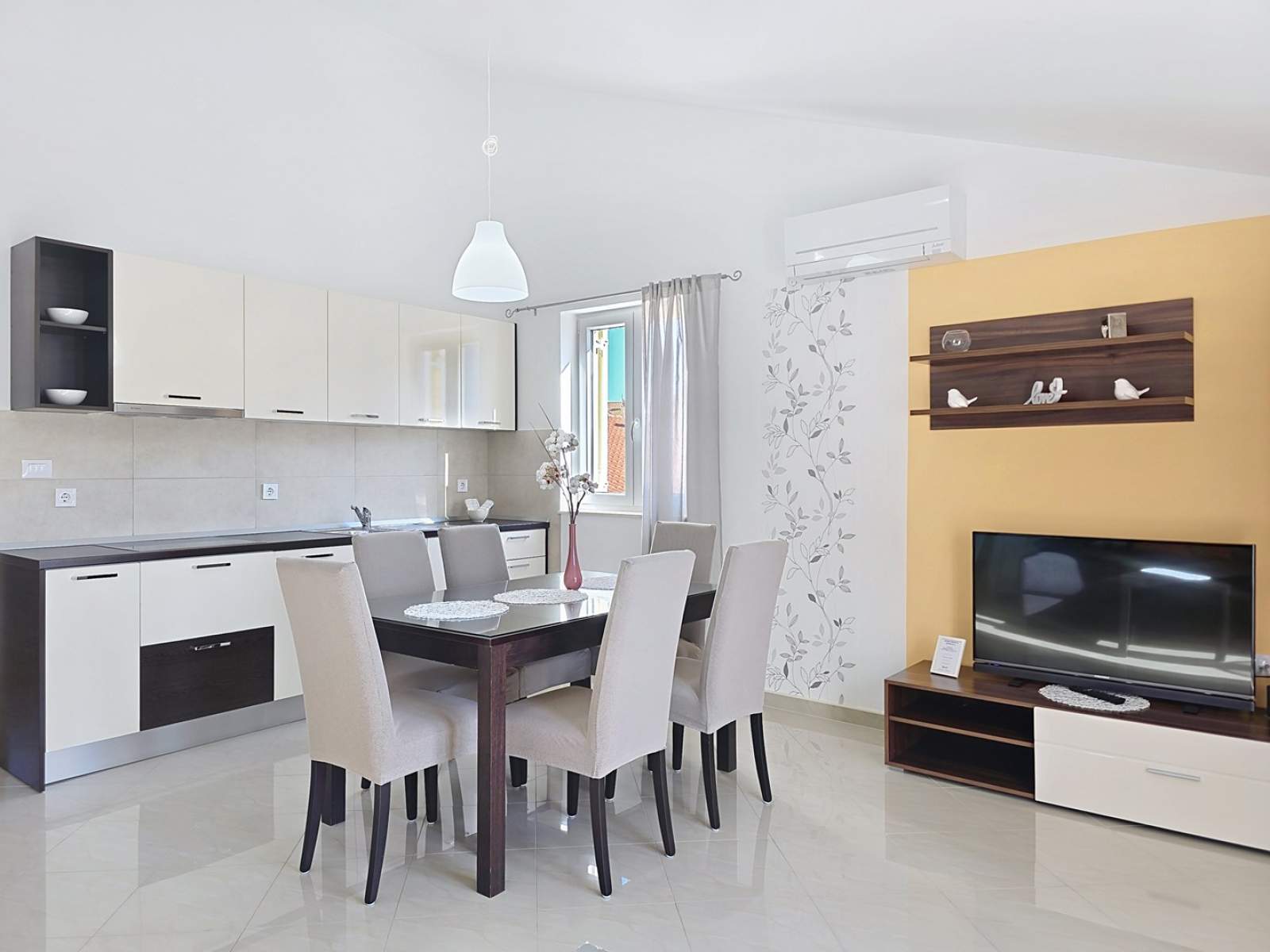 Apartment Gorica 2 No.7 - with Balcony and Pool