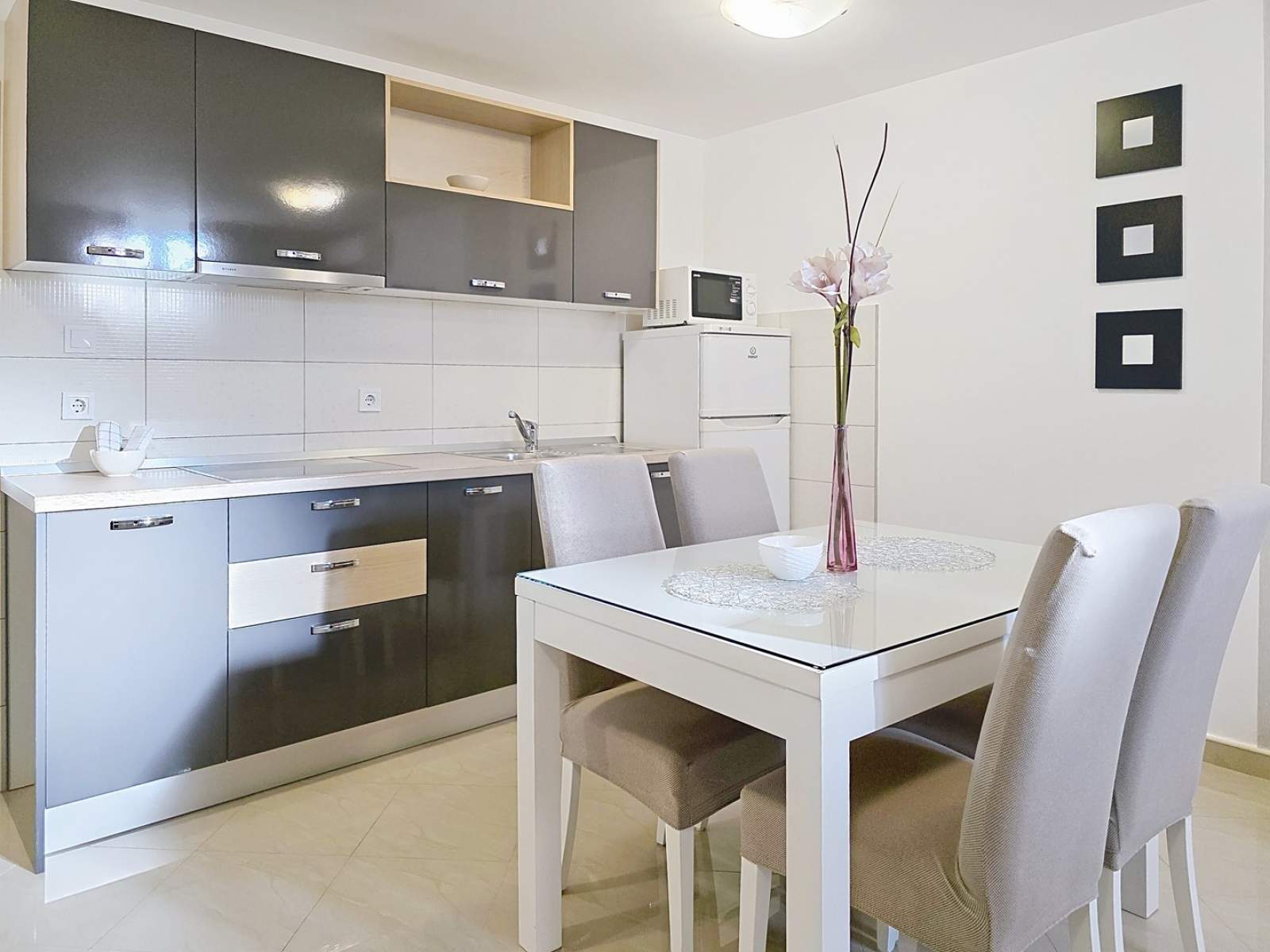 Apartman Gorica 2 br.10 – s bazenom, u suterenu